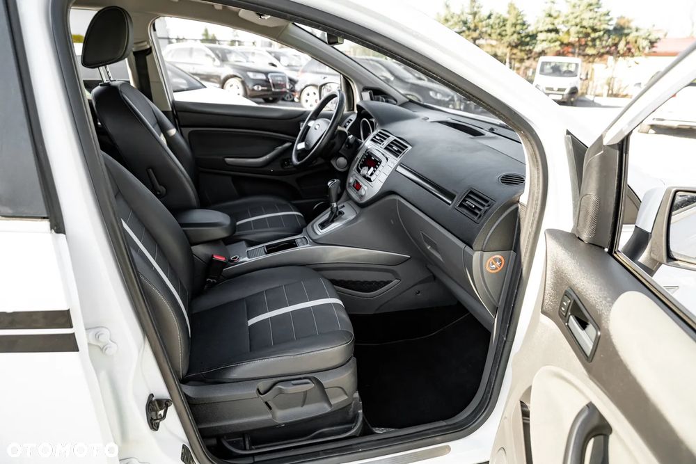 Ford Kuga 2.5 4x4 White Magic - 23