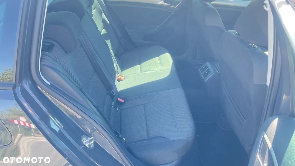 Volkswagen Golf 2.0 BlueTDI Highline - 19