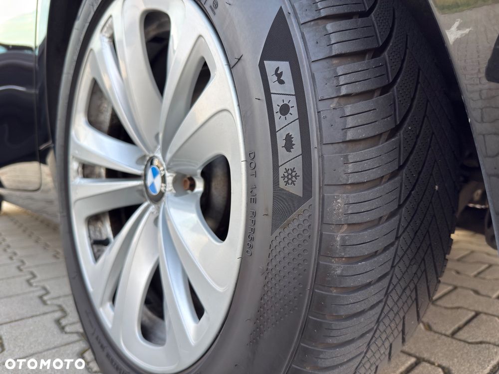 BMW 5GT - 12