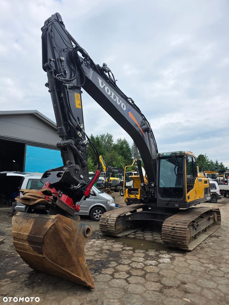 Volvo EC220 DL - 6