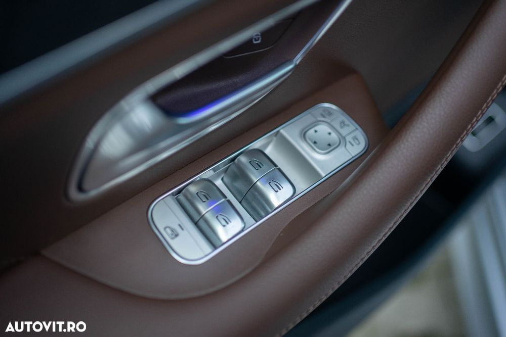 Mercedes-Benz GLE 300 d 4MATIC 9G-TRONIC AMG Line Advanced Plus - 26