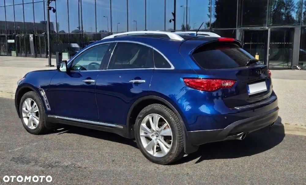 Infiniti QX70 3.7 AWD GT - 6