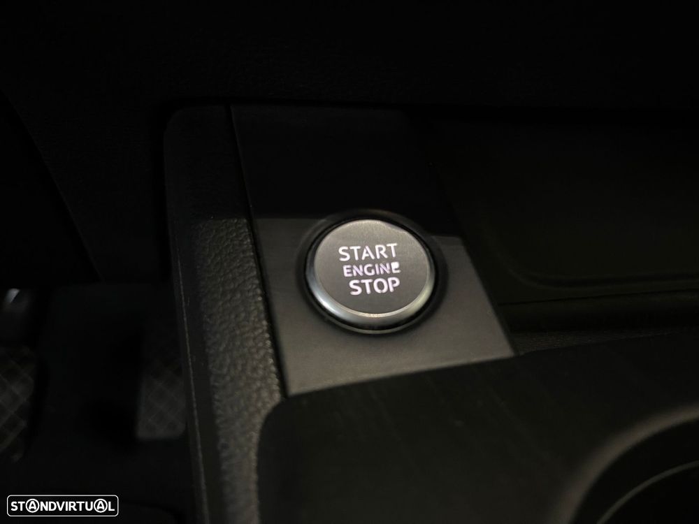 Audi A4 Avant 2.0 TDI S tronic - 26