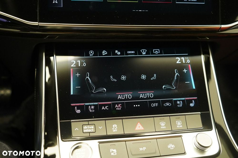 Audi Q8 - 35
