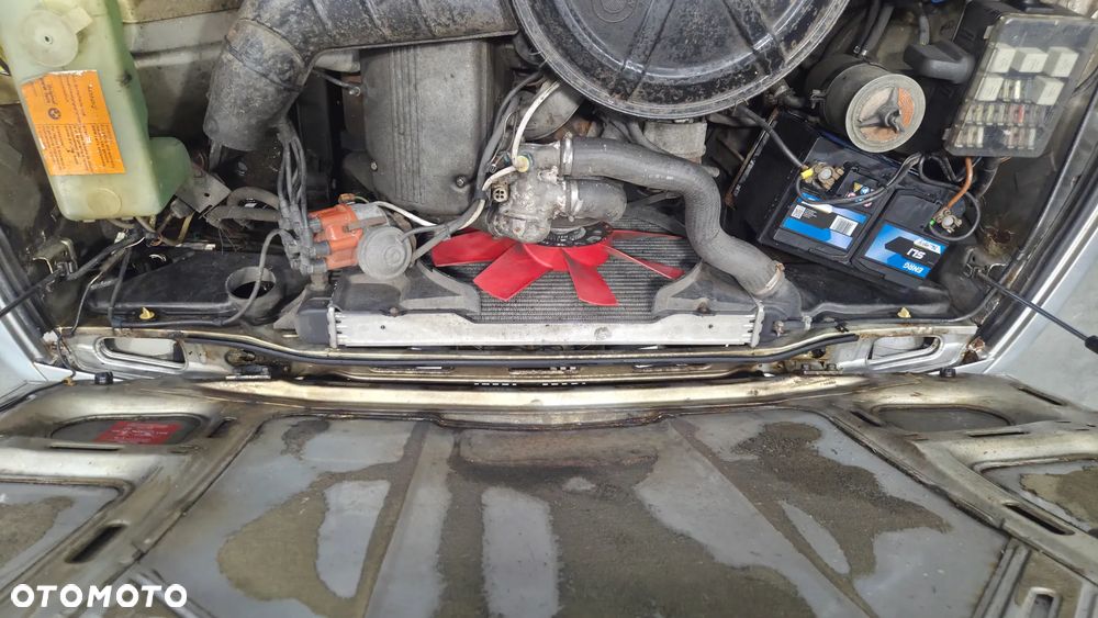 BMW Seria 7 - 16