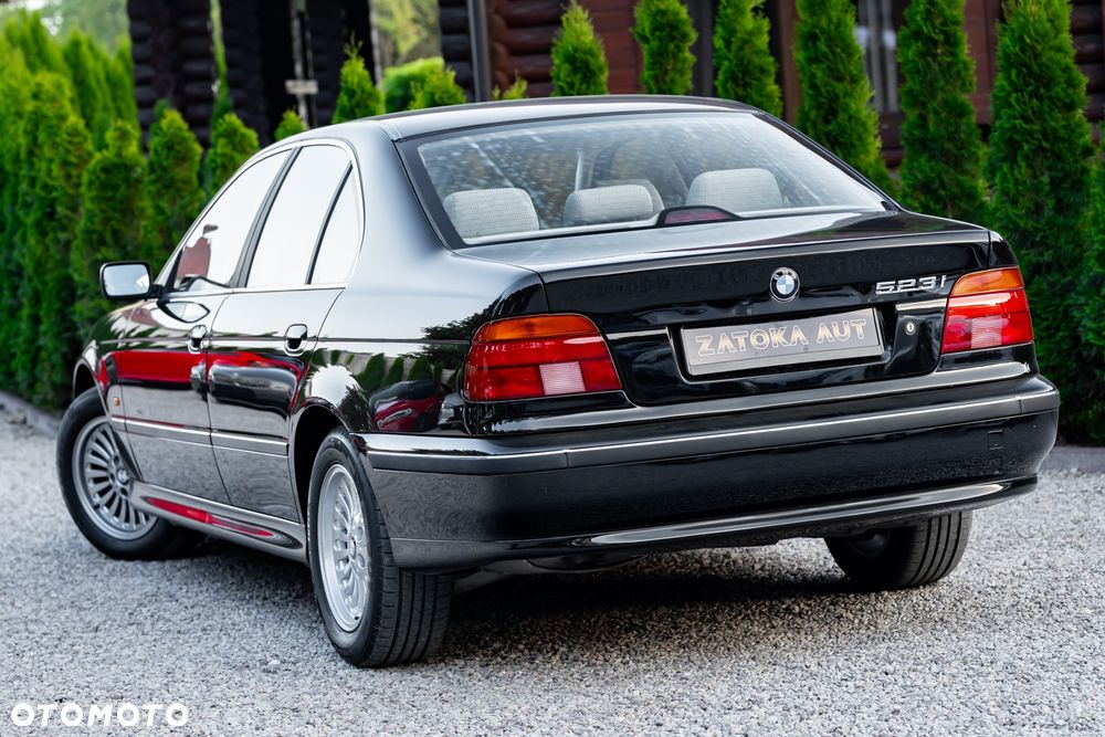 BMW Seria 5 - 8