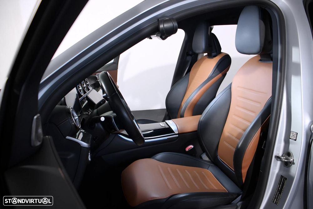 Mercedes-Benz C 300 e AMG Line - 8