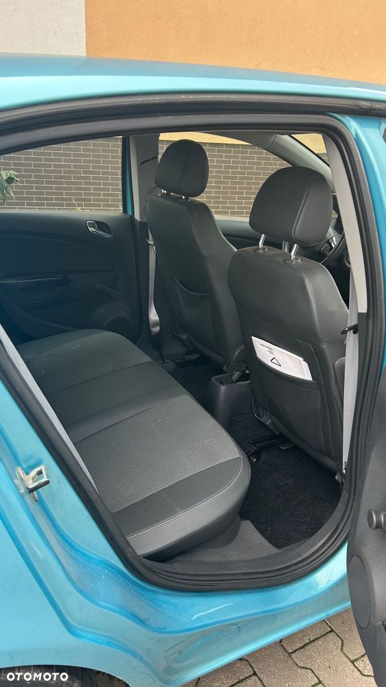 Opel Corsa 1.4 16V Color Edition - 8