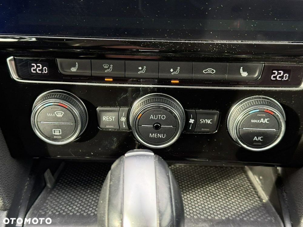 Volkswagen Passat 2.0 TDI EVO Business DSG - 26