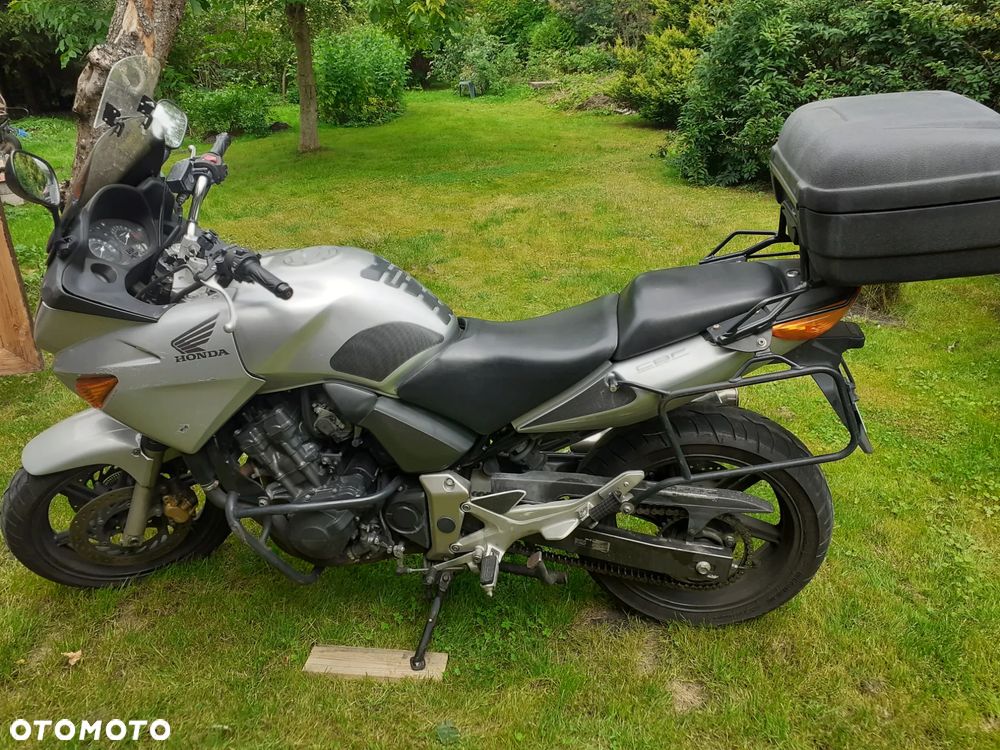 Honda CBF - 8