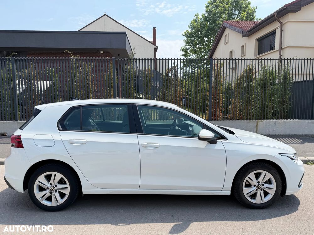 Volkswagen Golf - 16