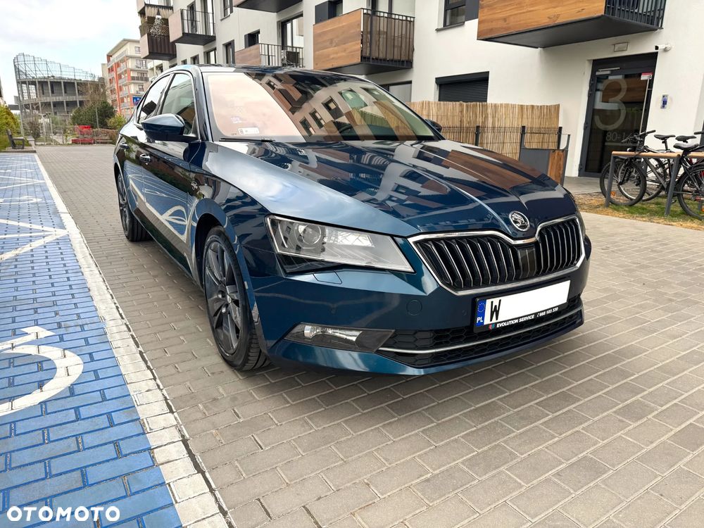 Skoda Superb 2.0 TDI SCR 4x4 L&K DSG - 3