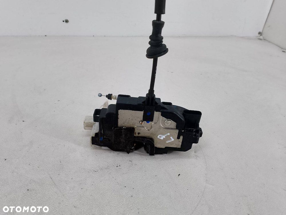ZAMEK DRZWI LEWY PRZÓD KIA CEE'D I 1.6 DOHC BENZYNA KOMBI - 4