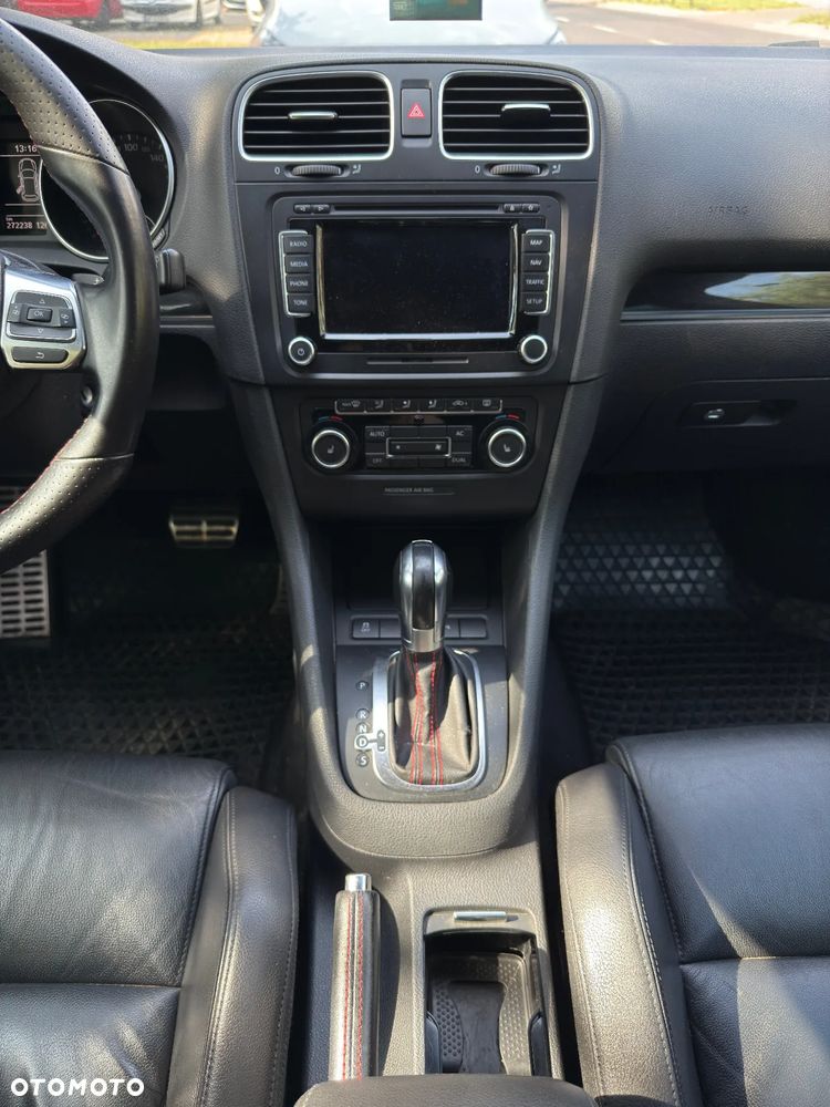 Volkswagen Golf - 17