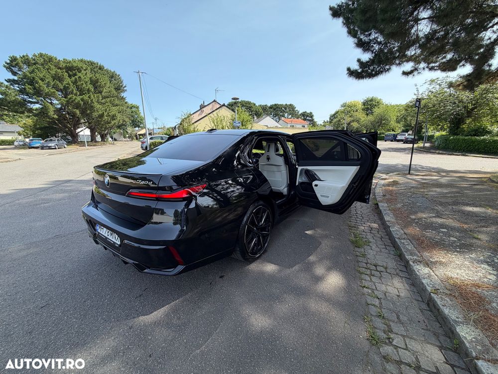 BMW Seria 7 - 18