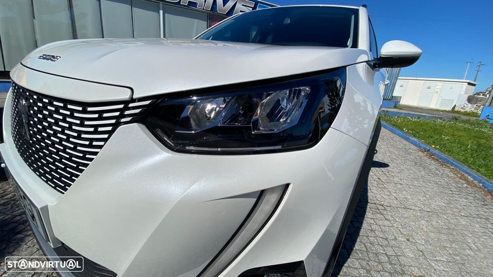 Peugeot e-2008 50 kWh Allure Pack - 13