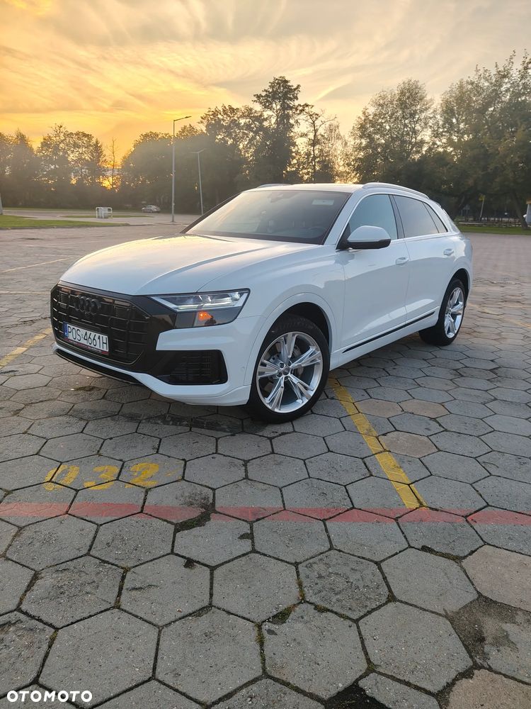 Audi Q8 - 11