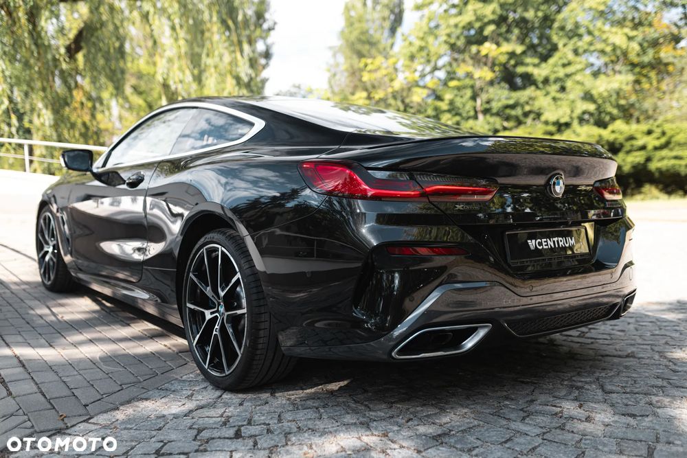 BMW Seria 8 M850i xDrive - 11