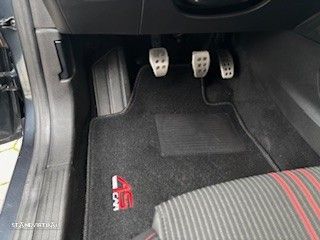 Renault Clio 1.5 Blue dCi RS Line - 20