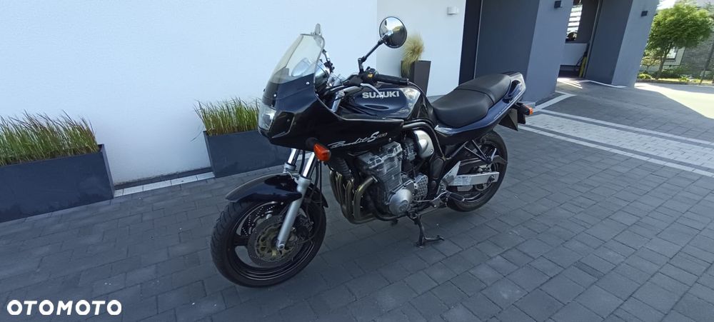 Suzuki Bandit - 3