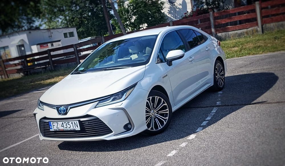 Toyota Corolla 1.8 Hybrid Comfort - 1