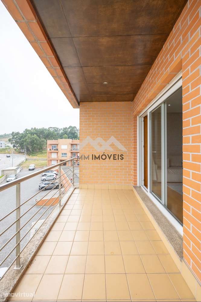 Apartamento T3 | Fânzeres | Condomínio Fechado | Varanda | Jardim | Bo - Grande imagem: 3/48