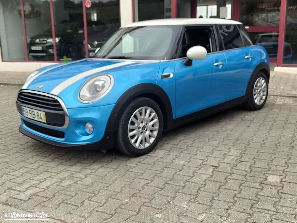 MINI 5 Portas Cooper D - 2