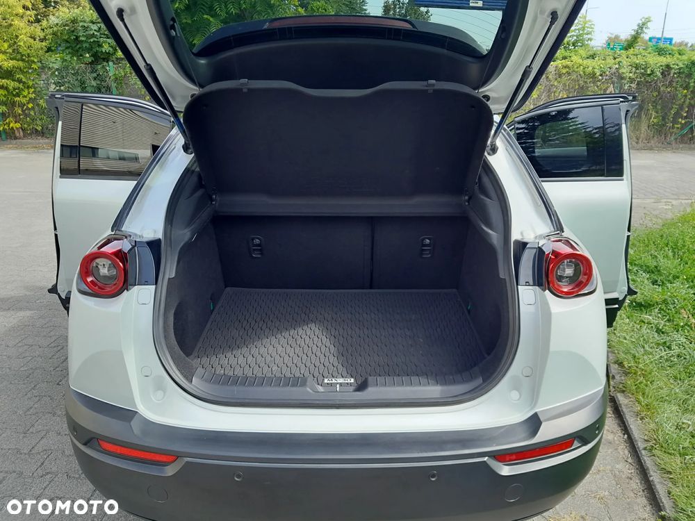 Mazda MX-30 - 8