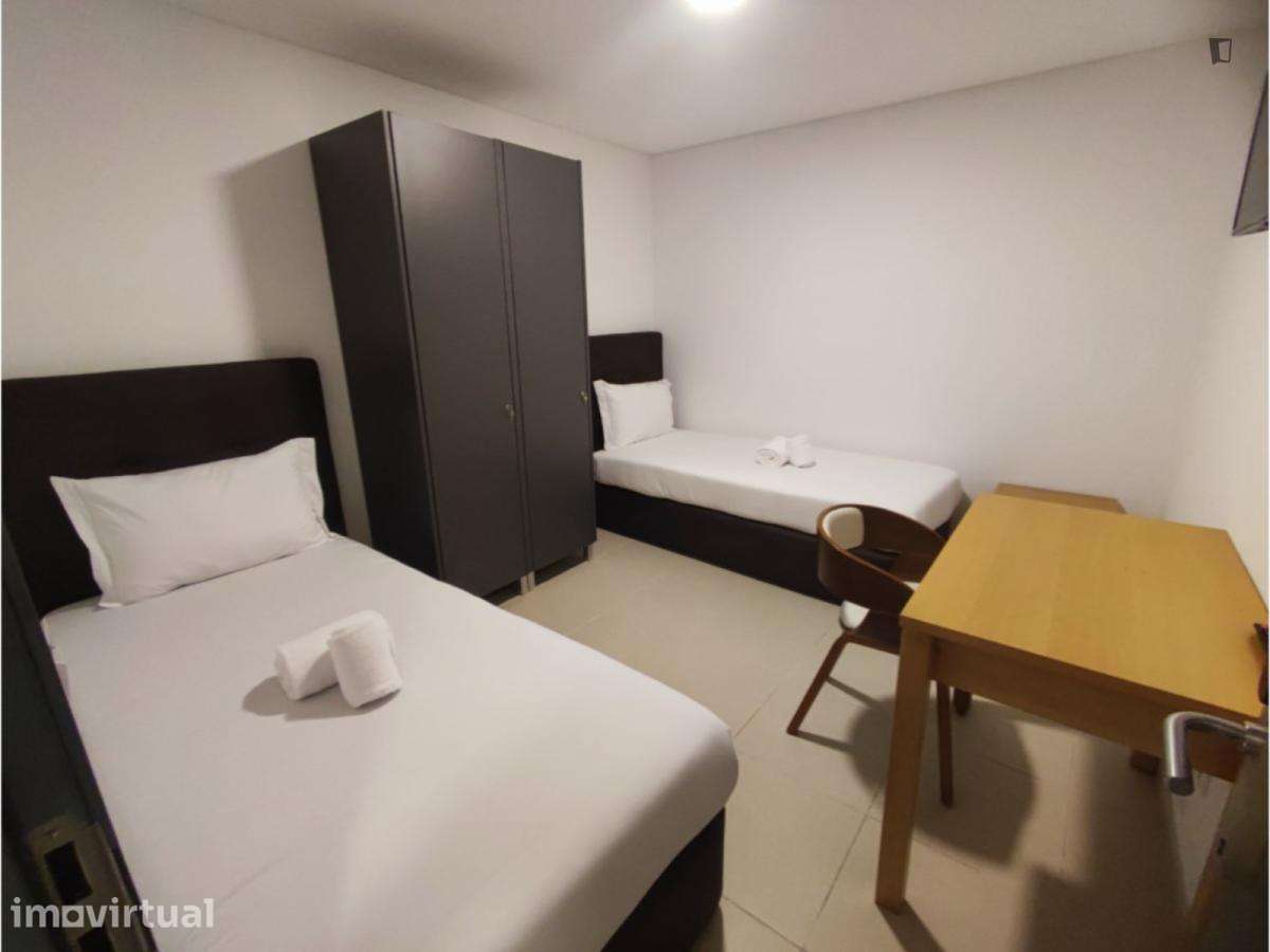 Quarto - localizado em Olivais Lisbon - Grande imagem: 2/40