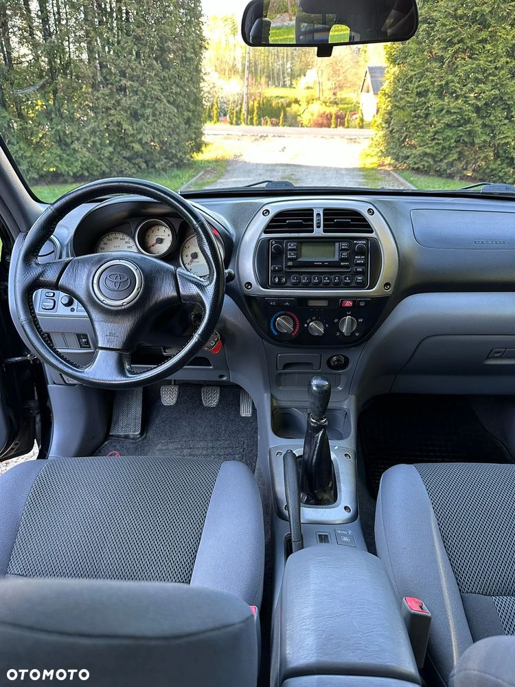 Toyota RAV4 4x4 - 18