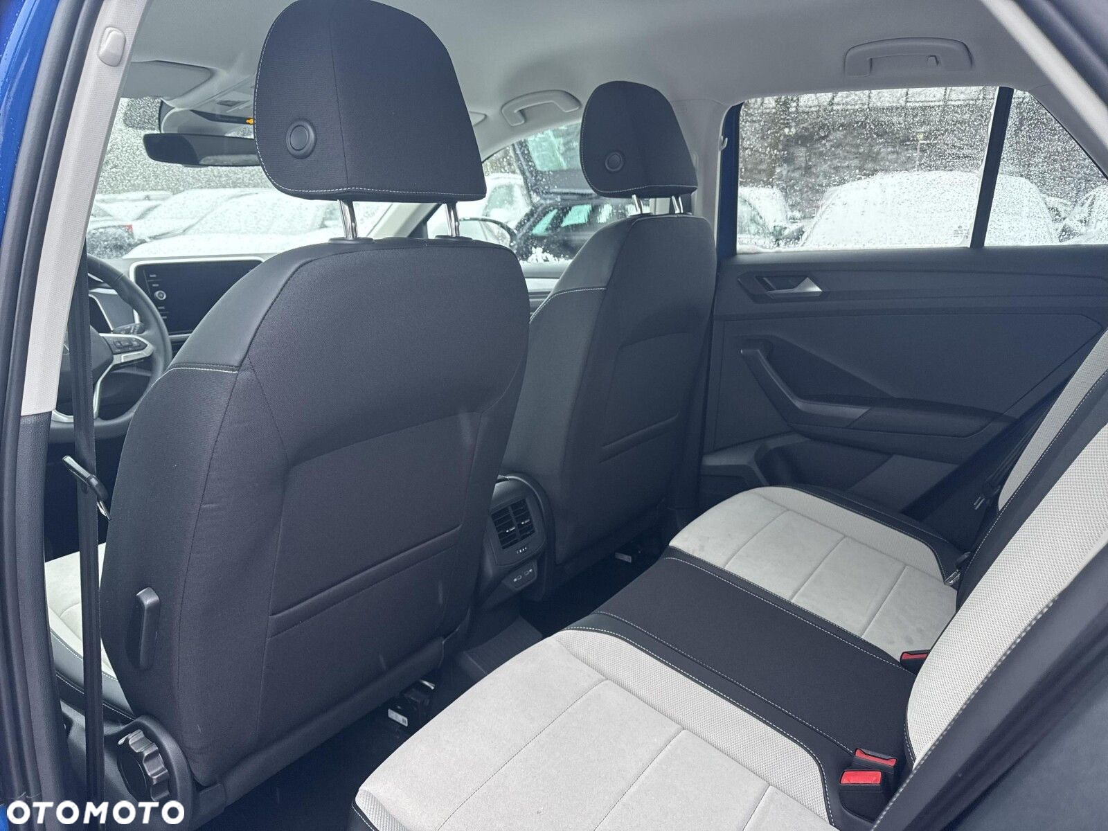 Volkswagen T-Roc 1.5 TSI Style DSG - 17