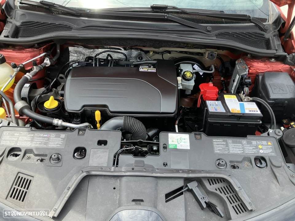 Renault Clio 1.2 16V 75 Collection - 6