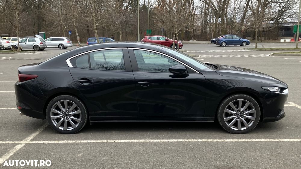 Mazda 3 e-Skyactiv G122 MHEV - 3