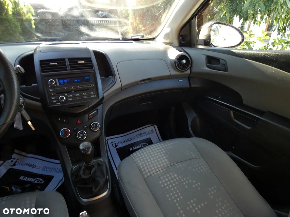 Chevrolet Aveo 1.2 LS - 34
