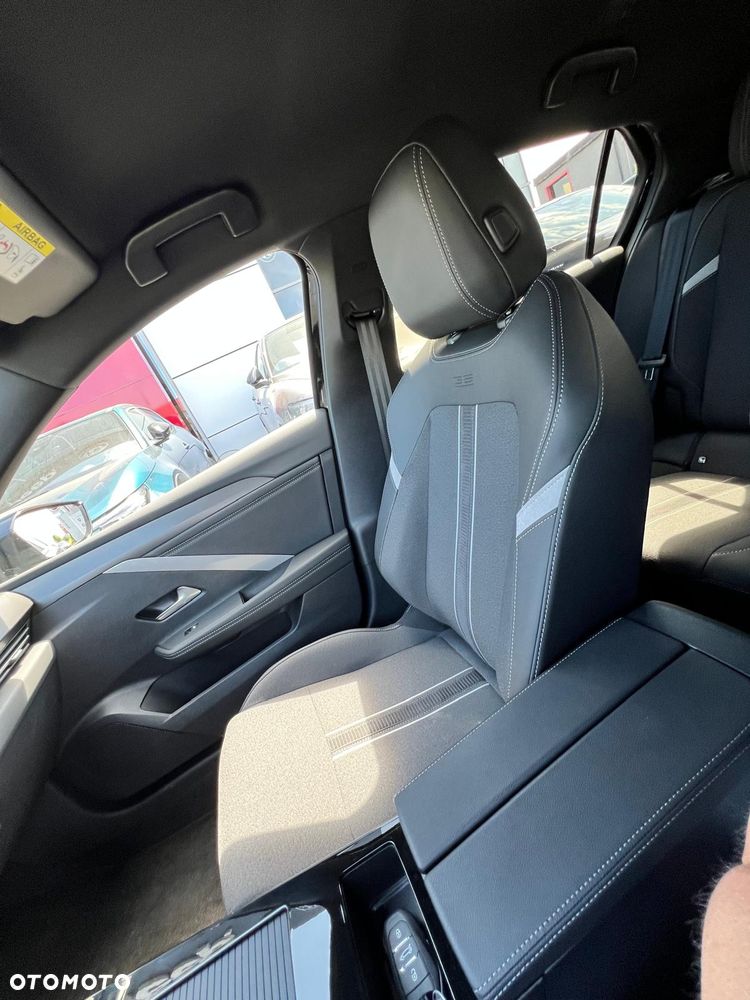 Opel Astra 1.2 T mHEV GS eDTC - 20