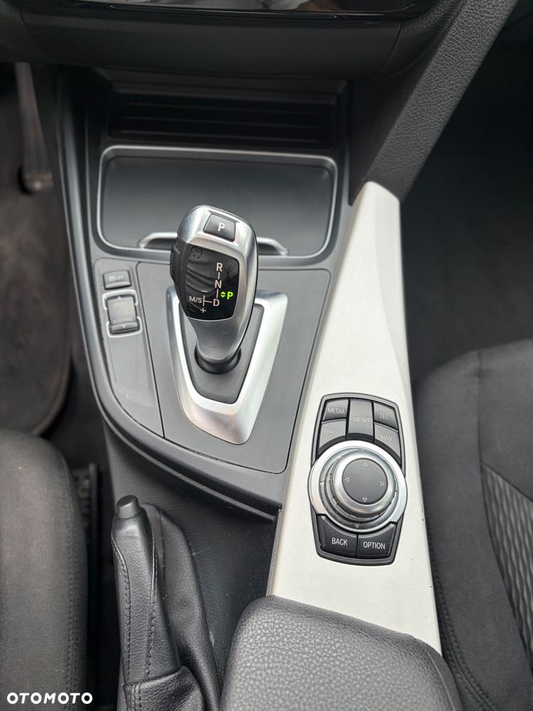 BMW Seria 3 316d - 30