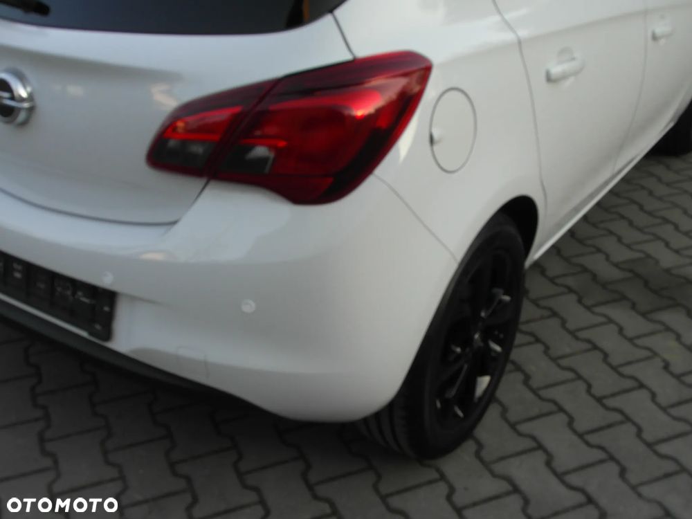 Opel Corsa 1.4 16V Color Edition - 9