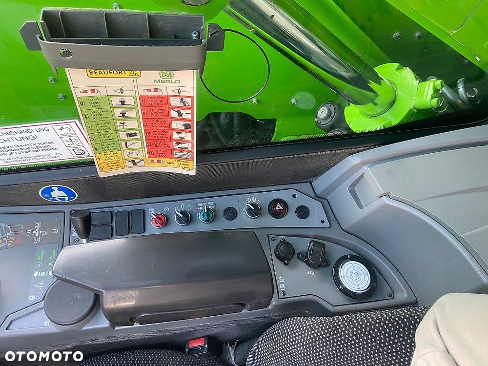 Merlo TF 30.9-115, w tym łyżka chwytakowawidły do ​​bel, rok 2017 - 6