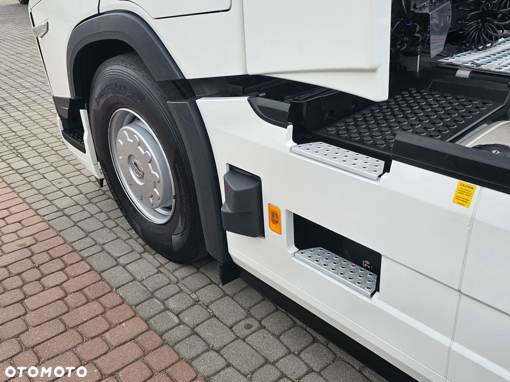 Volvo FH500 FULL OPCJA! CAŁY NA PODUSZKACH - 9
