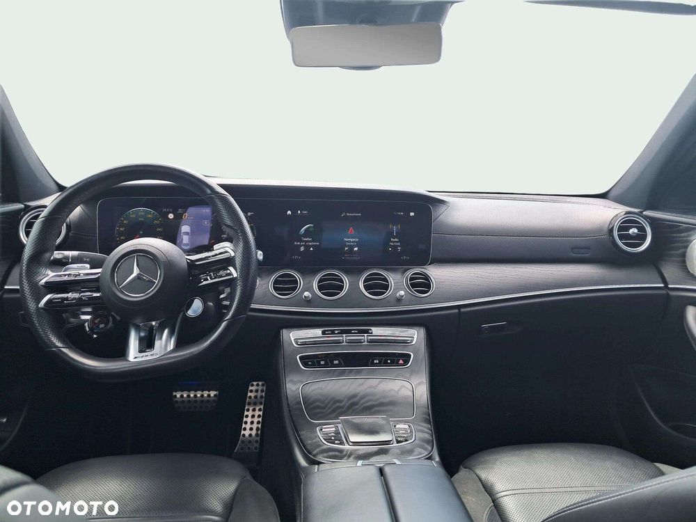 Mercedes-Benz Klasa E - 9