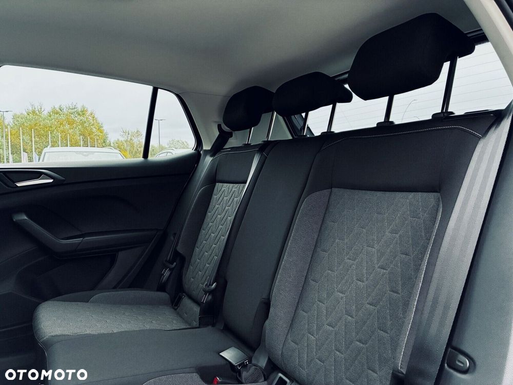 Volkswagen T-Cross - 8