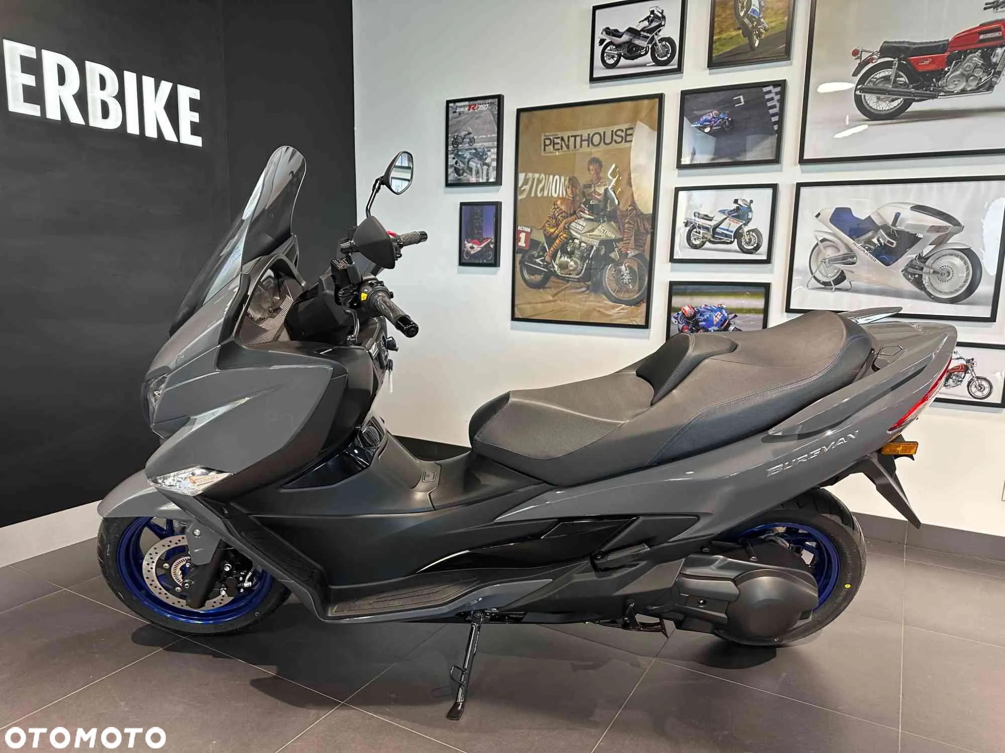 Suzuki Burgman - 4