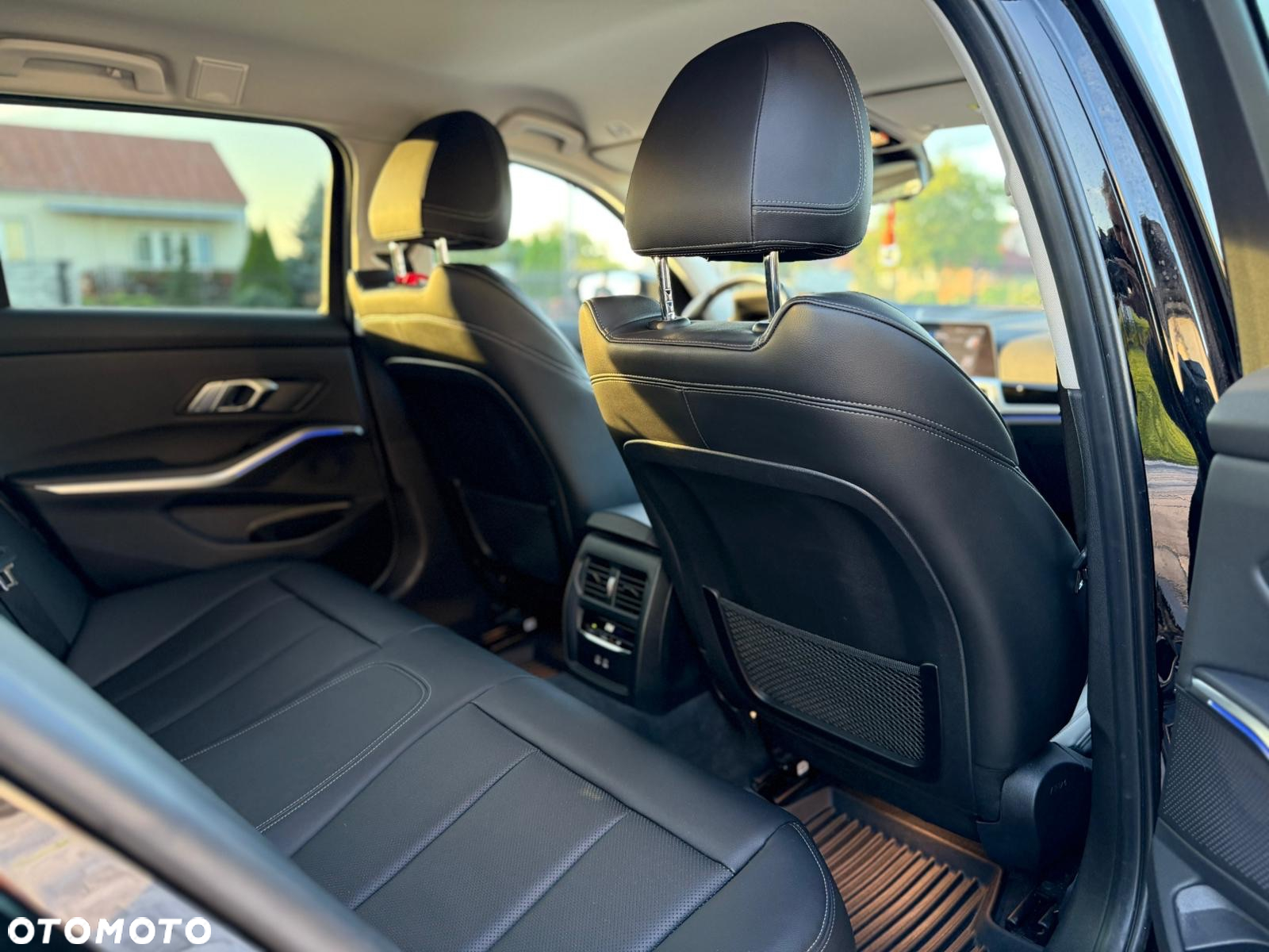 BMW Seria 3 320d Touring Sport Line - 17