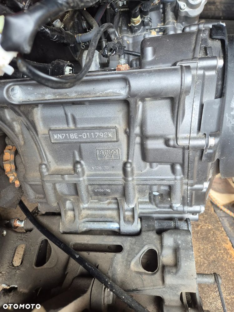 Yamaha MT09 silnik - 3