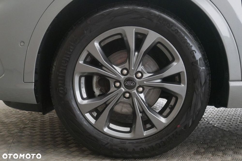 Ford Kuga - 14