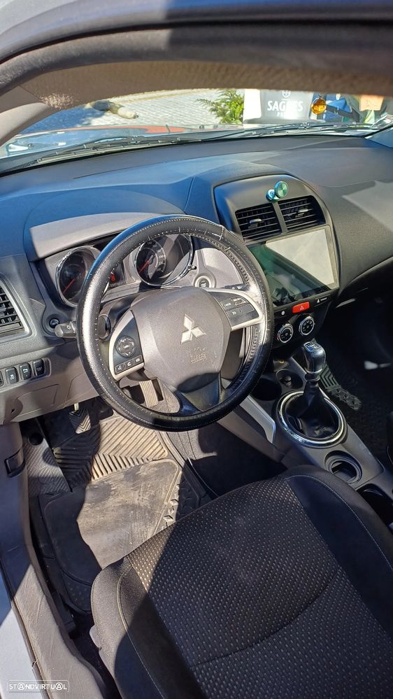 Mitsubishi ASX 1.8 DI-D Instyle 4WD - 3