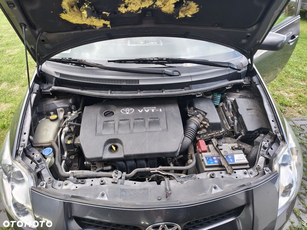 Toyota Auris - 5