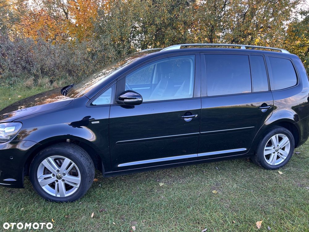 Volkswagen Touran 2013 photo 3