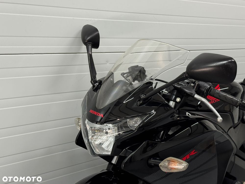 Honda CBR - 19