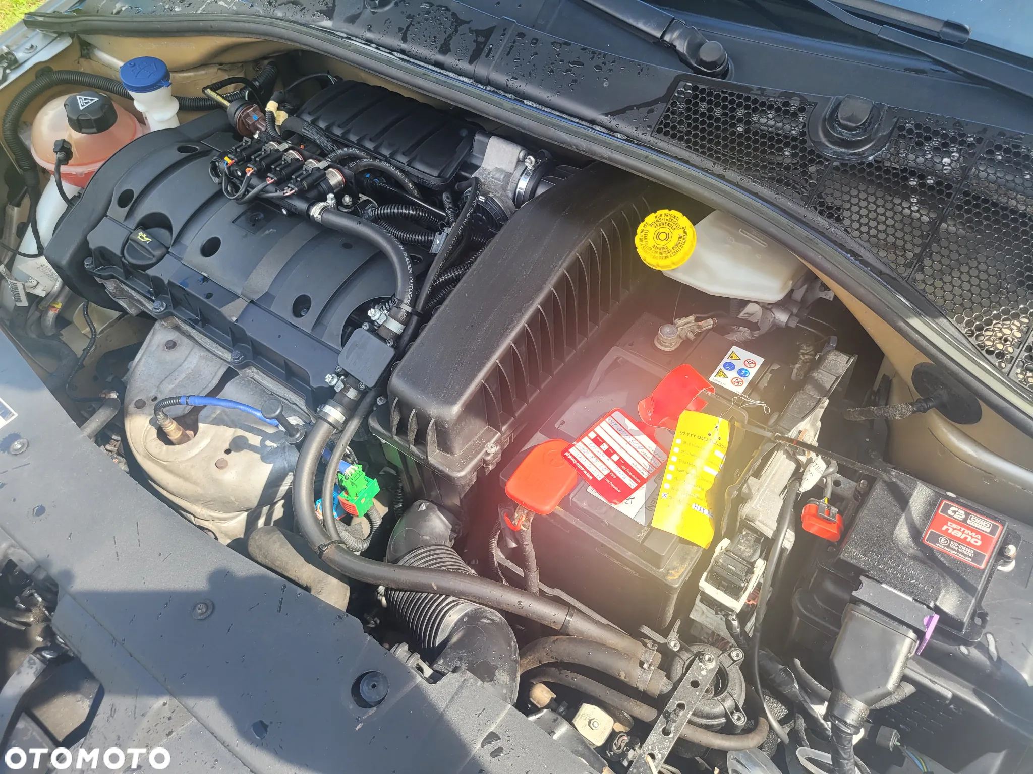 Peugeot 301 1.6 VTi Allure - 15